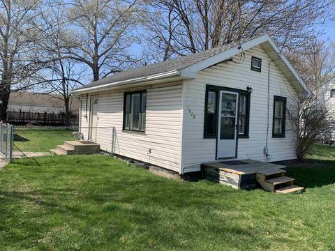 1620 Ryan St, Flint, MI 48532 photo 2