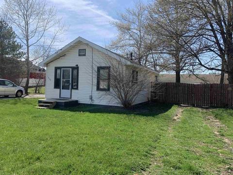 1620 Ryan St, Flint, MI 48532 photo 3