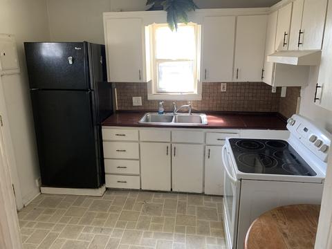 1620 Ryan St, Flint, MI 48532 photo 9