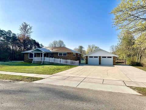 803 Center, Gladwin, MI 48624 photo 46