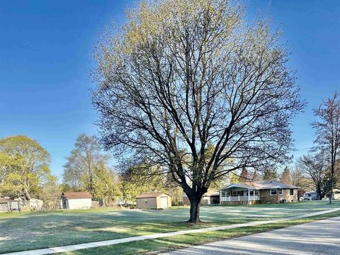 803 Center, Gladwin, MI 48624 photo 51