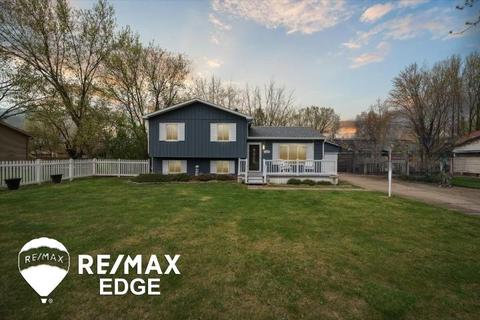 7055 Donelson Trl, Davison, MI 48423 photo 1