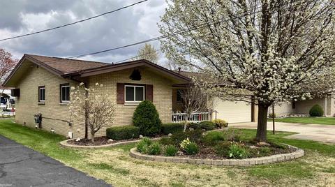 7292 Cardinal St, Clay, MI 48001