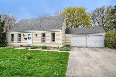 3121 Kingsbrook Dr, Flushing, MI 48433 photo 2
