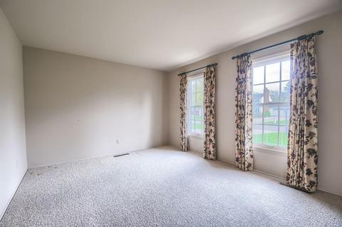3121 Kingsbrook Dr, Flushing, MI 48433 photo 4