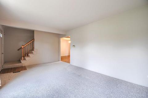 3121 Kingsbrook Dr, Flushing, MI 48433 photo 7