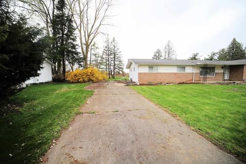 1051 Cabot Dr, Flint, MI 48532 photo 19