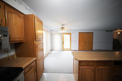 8422 Morrish Rd, Flushing, MI 48433 photo 6