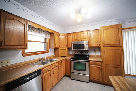 8422 Morrish Rd, Flushing, MI 48433 photo 5