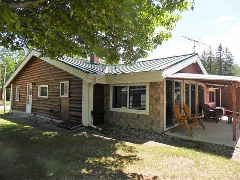 99 Lakeview, Gladwin, MI 48624