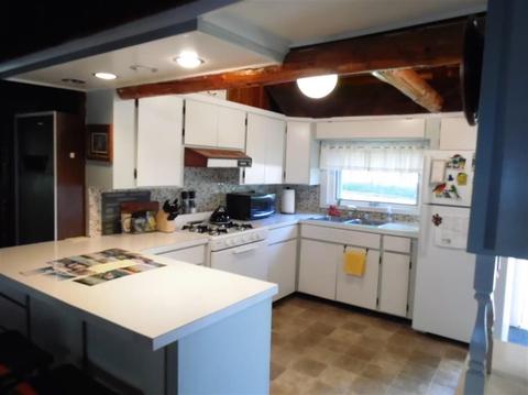 99 Lakeview, Gladwin, MI 48624 photo 5