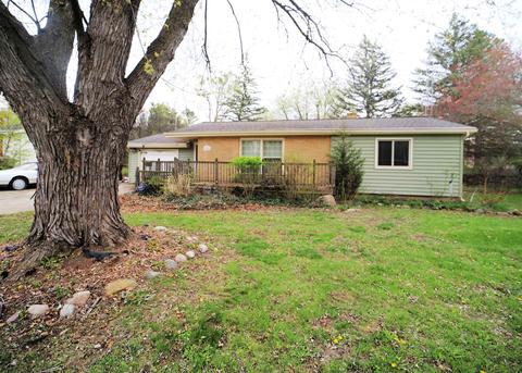 3345 Southgate Dr, Flint, MI 48507