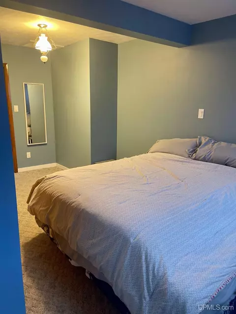 115 S Rose, Ishpeming, MI 49849 photo 8