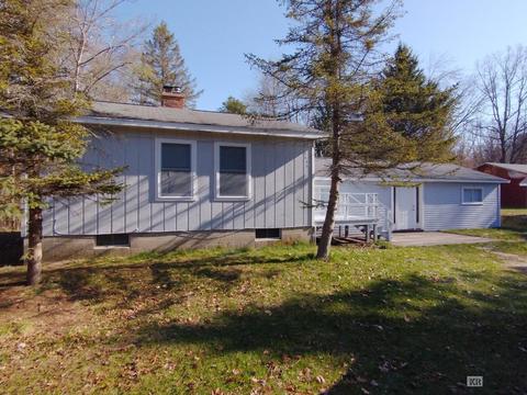 2570 Beatrice, Harrison, MI 48625 photo 3