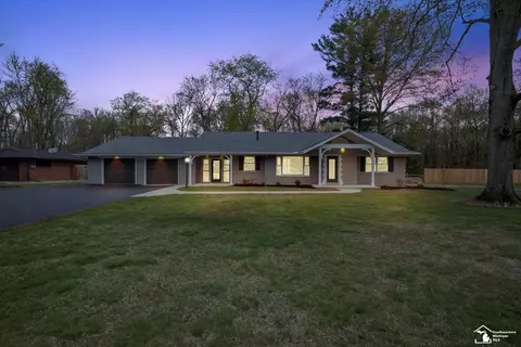 8416 Summerfield, Lambertville, MI 48144