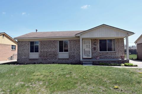 9070 Wormer, Redford, MI 48239