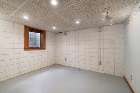 609 E Carpenter St, Midland, MI 48640 photo 23