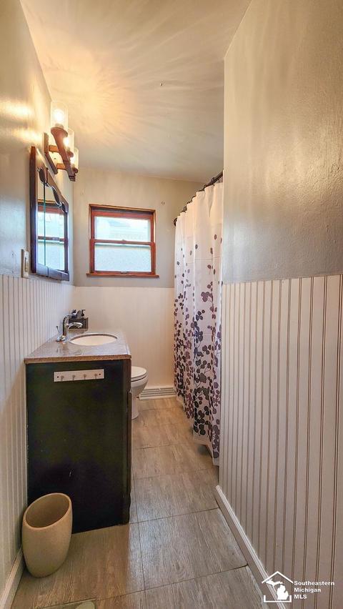 1043 Bentley, Monroe, MI 48162 photo 8