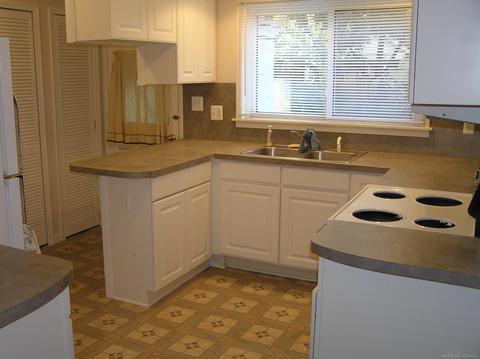 8236 Packard, Warren, MI 48089 photo 3