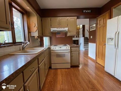 8177 Potter Rd, Davison, MI 48423 photo 3