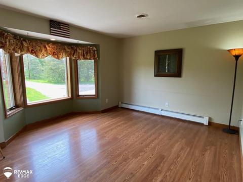 8177 Potter Rd, Davison, MI 48423 photo 7