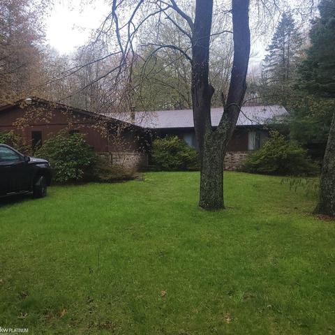 8856 Field, Clay, MI 48001