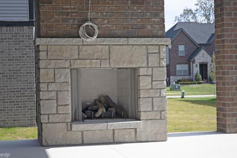 16851 Heron Ln, Macomb, MI 48044 photo 33
