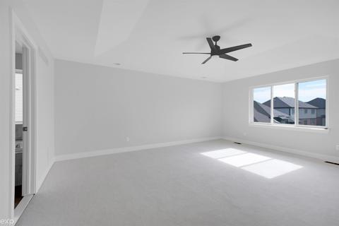 16851 Heron Ln, Macomb, MI 48044 photo 21