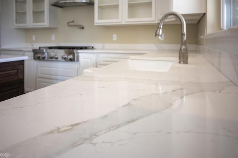 16851 Heron Ln, Macomb, MI 48044 photo 12