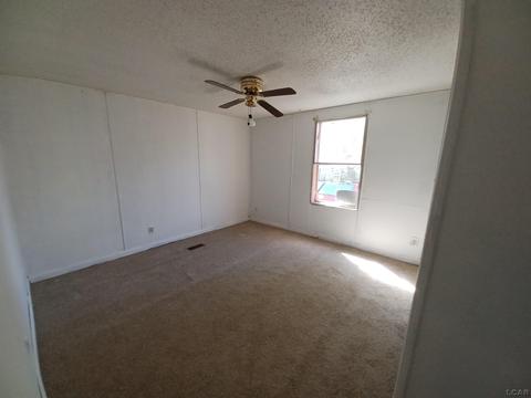521 Tabor, Adrian, MI 49221 photo 7
