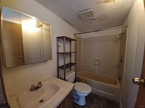 521 Tabor, Adrian, MI 49221 photo 8