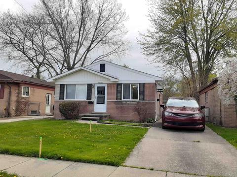 19534 Opal, Clinton Township, MI 48035