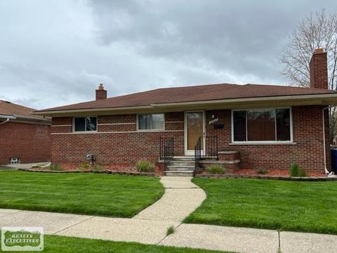 27643 Jean Rd, Warren, MI 48093