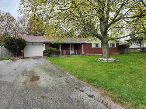 6371 Dewhirst, Saginaw, MI 48638