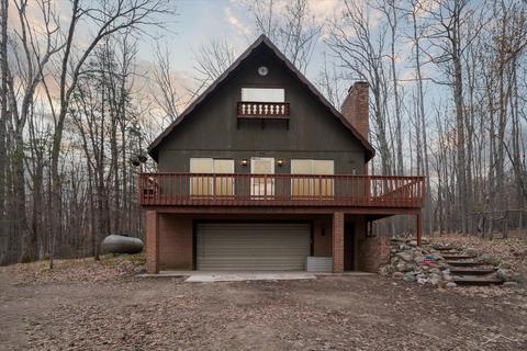 5584 Maple, Farwell, MI 48622 photo 1