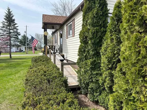 374 Clark, Gladwin, MI 48624 photo 17