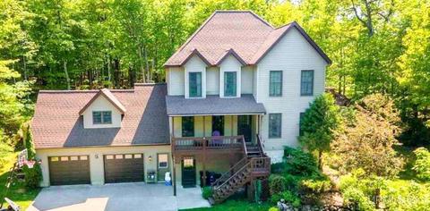 1527 Brookside Dr, Houghton, MI 49931