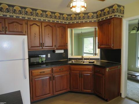 3401 Miller Rd, Flint, MI 48503 photo 2