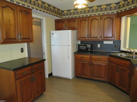 3401 Miller Rd, Flint, MI 48503 photo 3