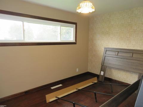 3401 Miller Rd, Flint, MI 48503 photo 13