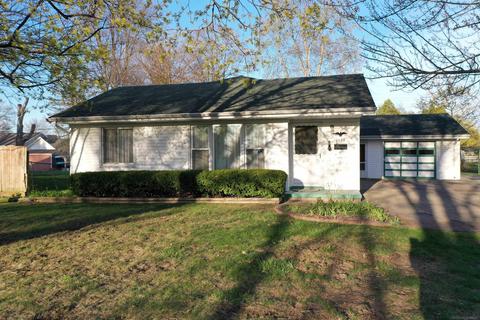 1445 New Jersey, Marysville, MI 48040