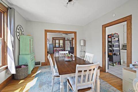 211 Park St, Adrian, MI 49221 photo 7