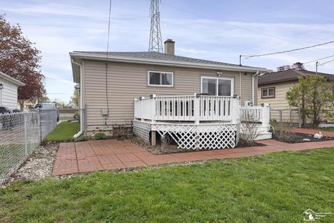 1205 Maple Blvd, Monroe, MI 48162 photo 37