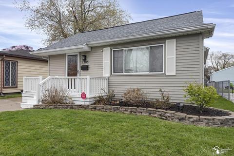 1205 Maple Blvd, Monroe, MI 48162 photo 1
