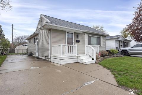 1205 Maple Blvd, Monroe, MI 48162 photo 3