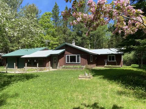 9546 W Chvala, Manistique, MI 49854