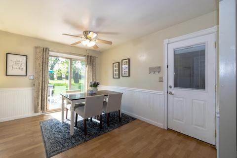 557 Spring, Flushing, MI 48433 photo 8