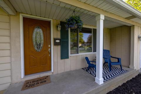 557 Spring, Flushing, MI 48433 photo 3