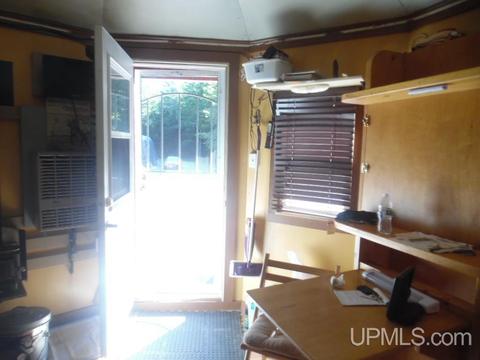 4518 12th, Escanaba, MI 49829 photo 13