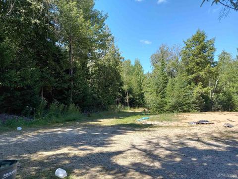 4518 12th, Escanaba, MI 49829 photo 24
